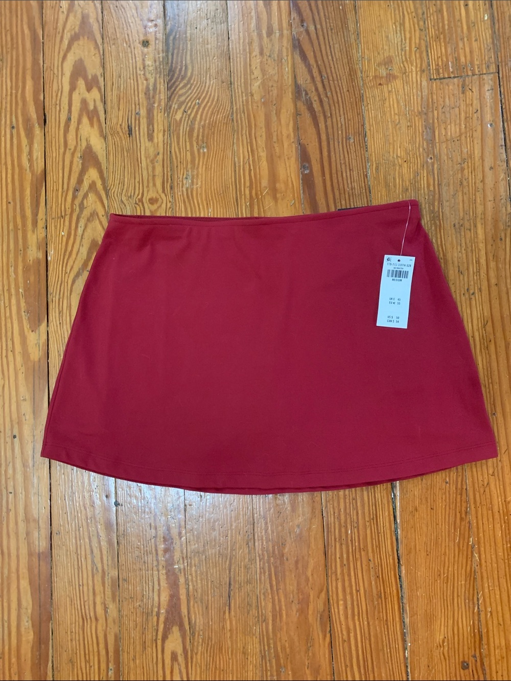 Abercrombie YPB StudioFlex Mid Rise Activewear Skort - Red